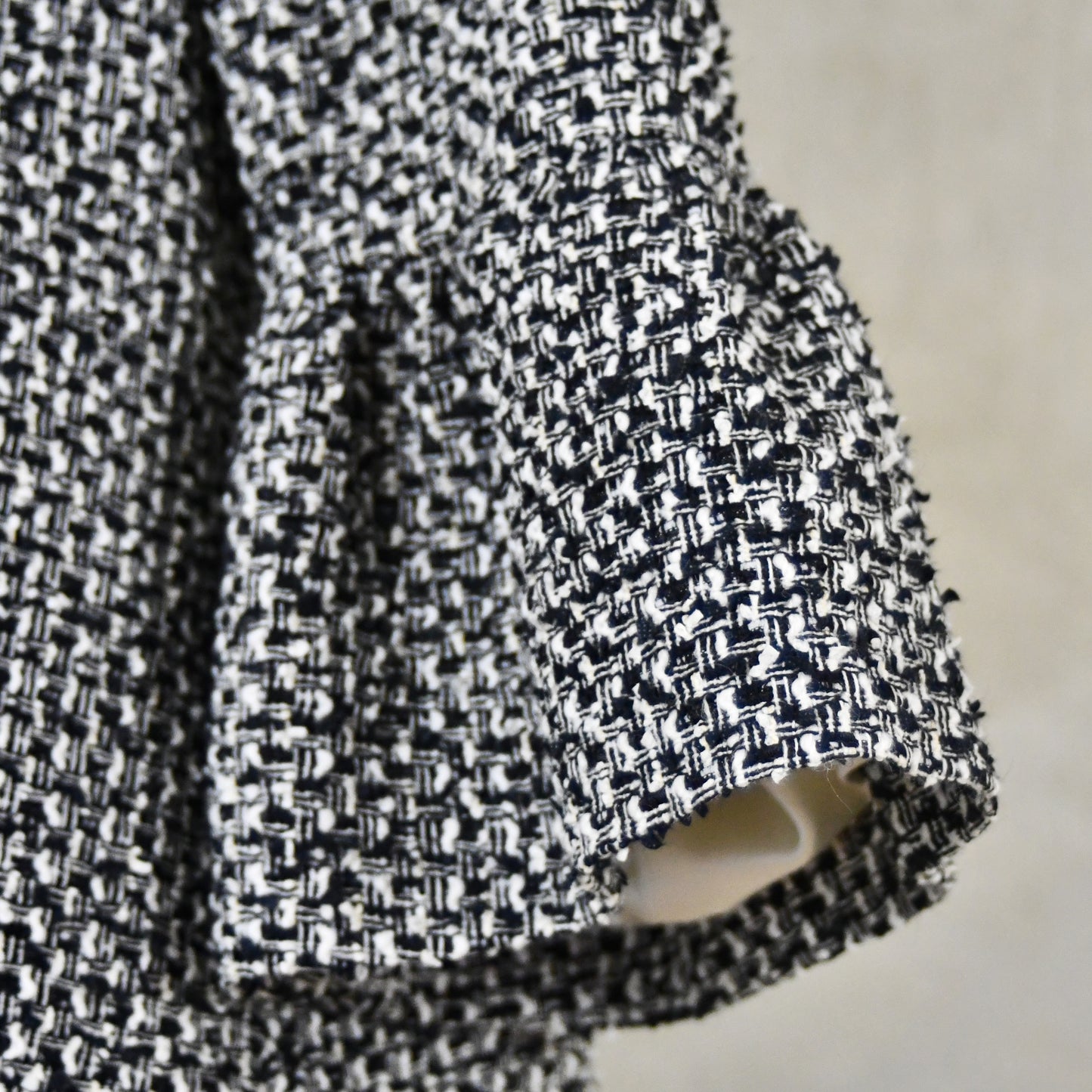 the brett coat in black and white tweed boucle image 7