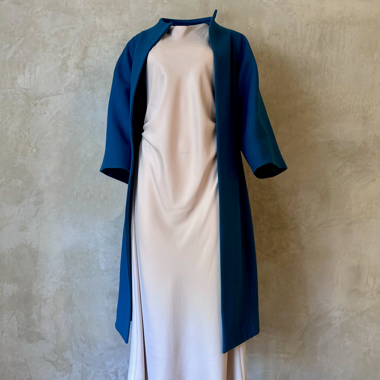 the frink in petrol blue merino flannel image 10